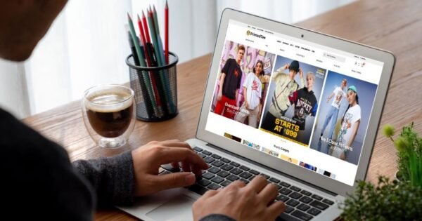 PrintedTee – Custom T-Shirt & Apparel E-Commerce Website